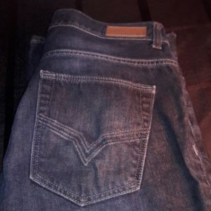 32×32 DKNY Blue Jeans